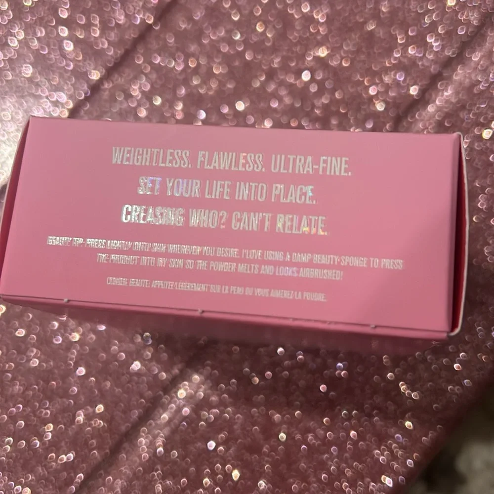 NIB Jeffree Star Cosmetics Magic Star Luminous Setting Powder in Banana JSC